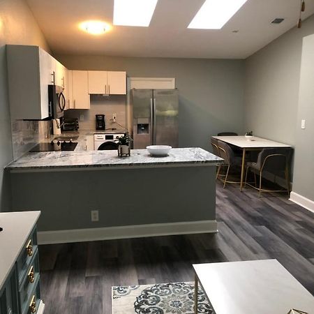 2 Bedrooms Vacation Home Tampa Eksteriør billede
